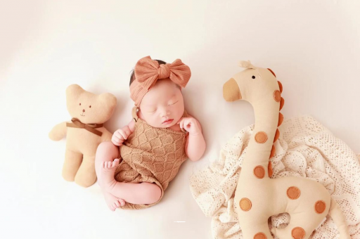 借卵生子机构宝宝为什么揉眼睛