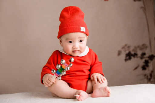 借卵生子机构宝宝散光怎么办